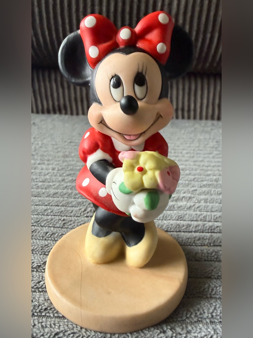 VTG Disney Minnie Mouse Red and White Polka Dot Figurine with Yellow Flower